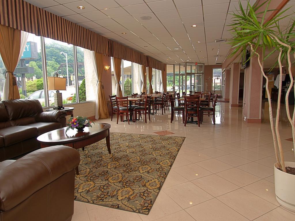 Days Inn 伊斯顿 内观 照片
